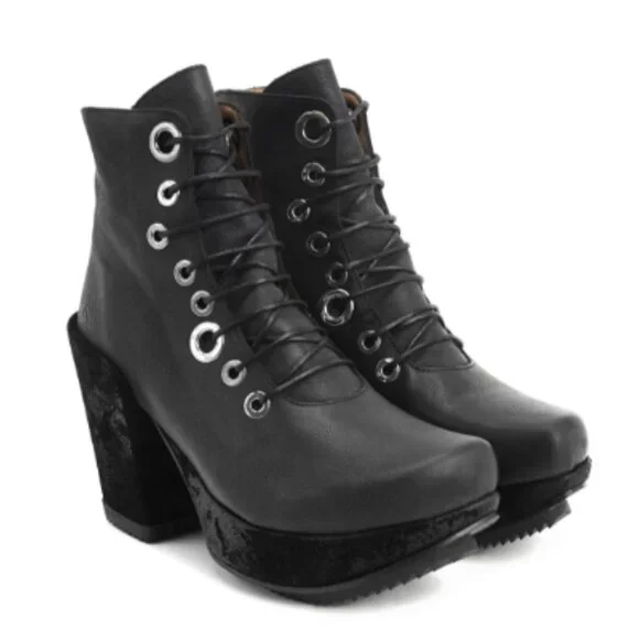 *BRAND NEW!* Fluevog 2016 Prepare 2.0 GEAR Booties, Cosmic, Size 9 (runs small)! - Picture 13 of 13